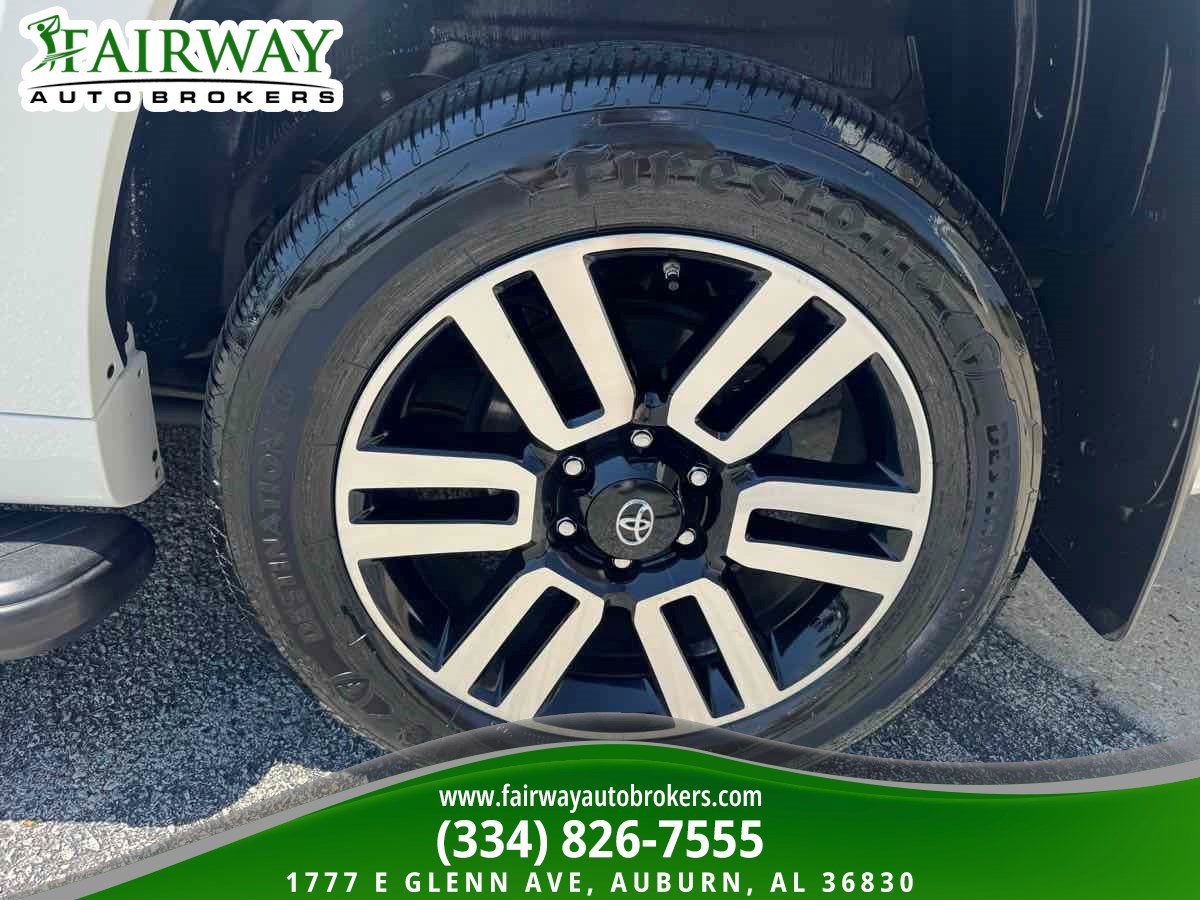 Used 2019 Toyota 4Runner Limited AWD/4WD image 33