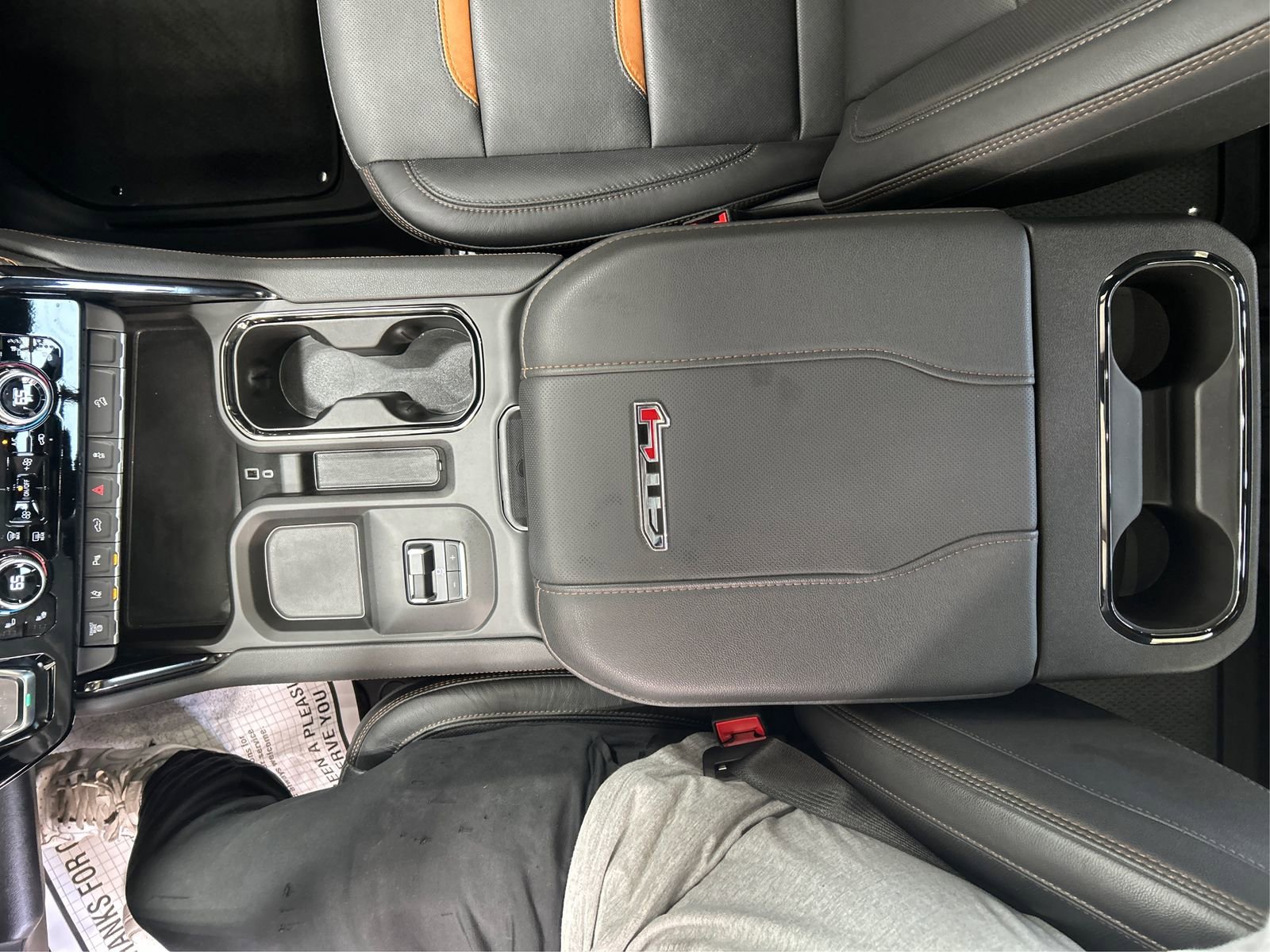 Used 2024 GMC Sierra 2500 AT4 w/ AT4 Premium Plus Package AWD/4WD image 13