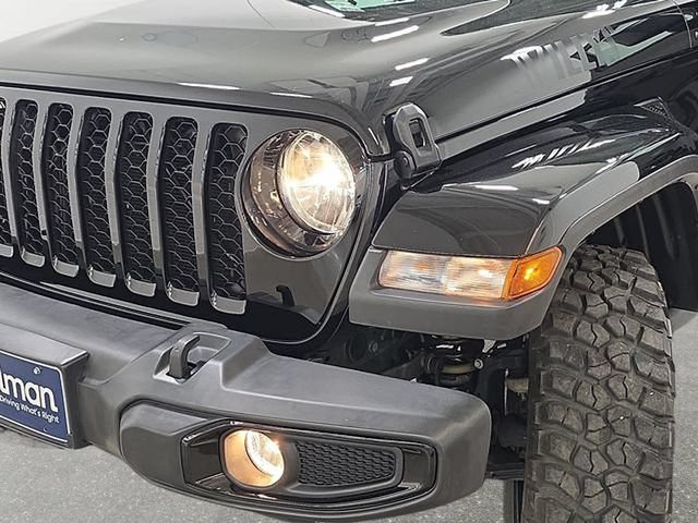 Used 2023 Jeep Gladiator Sport AWD/4WD image 30