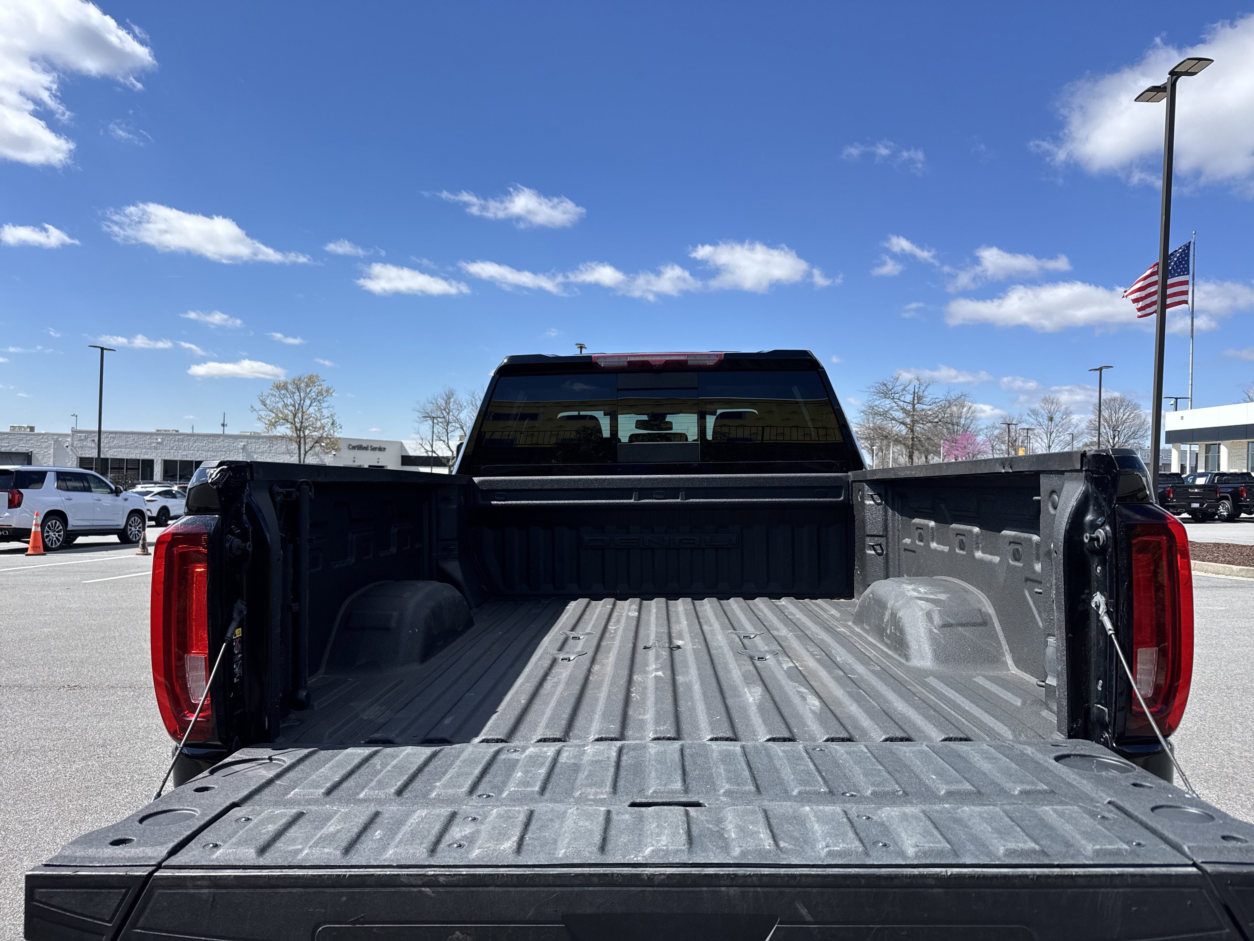 Used 2023 GMC Sierra 2500 Denali image 33