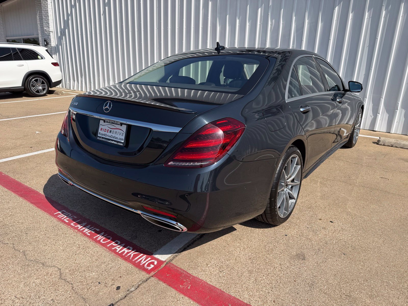 Used 2019 Mercedes-Benz S 560 Sedan image 6