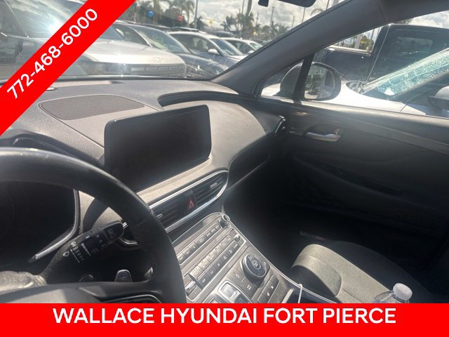 Used 2023 Hyundai Santa Fe SEL FWD image 4
