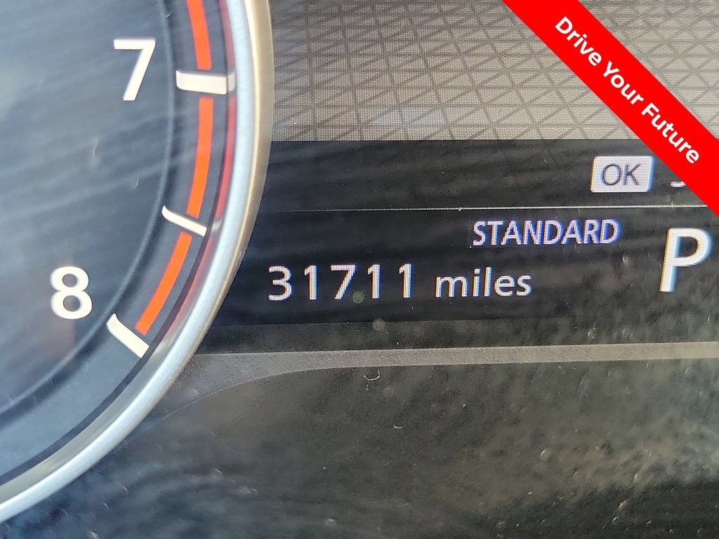 Certified 2021 Nissan Rogue SV FWD image 8