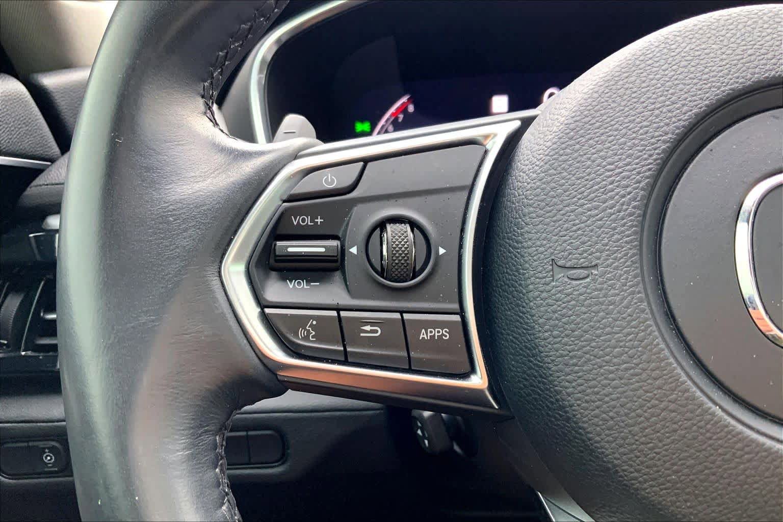 Used 2023 Acura MDX SH-AWD image 20