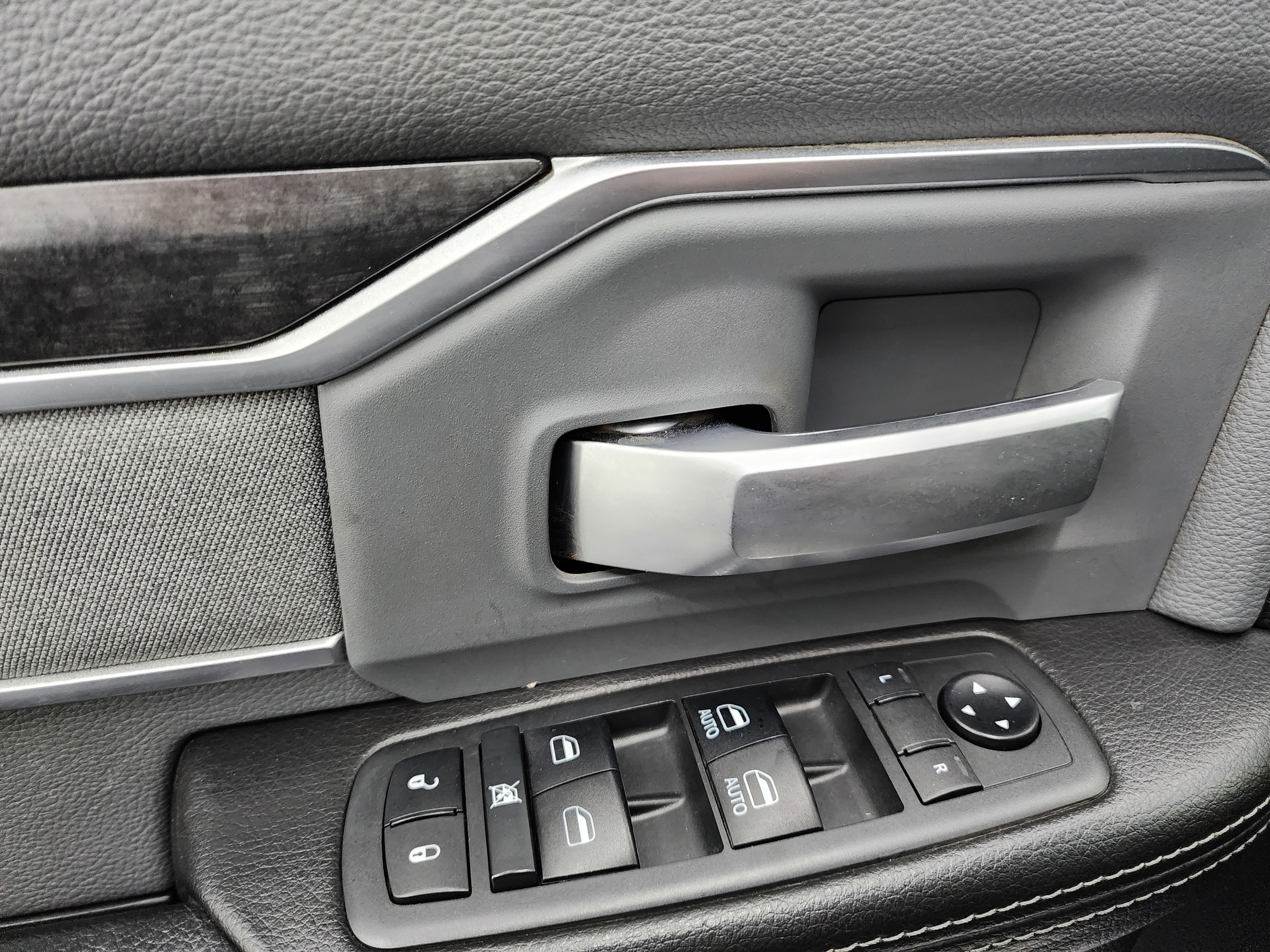 Used 2019 RAM 2500 Big Horn image 36