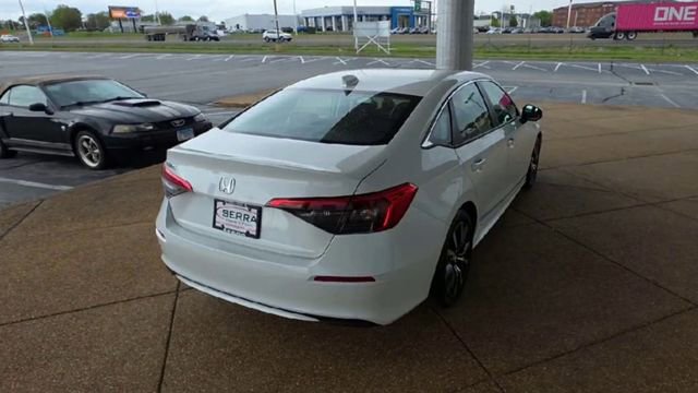 Used 2024 Honda Civic EX image 9