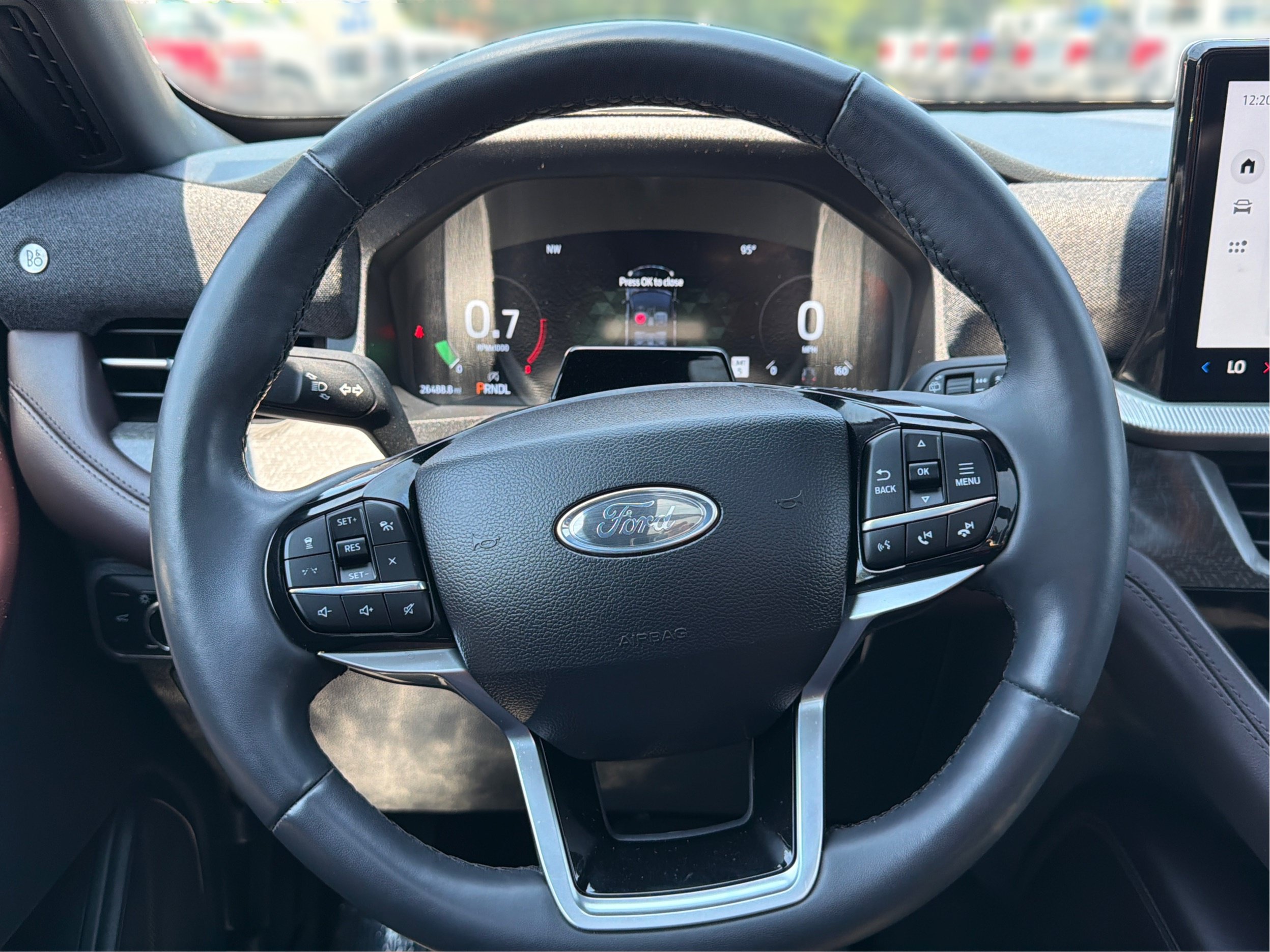 Used 2025 Ford Explorer Platinum AWD/4WD image 21