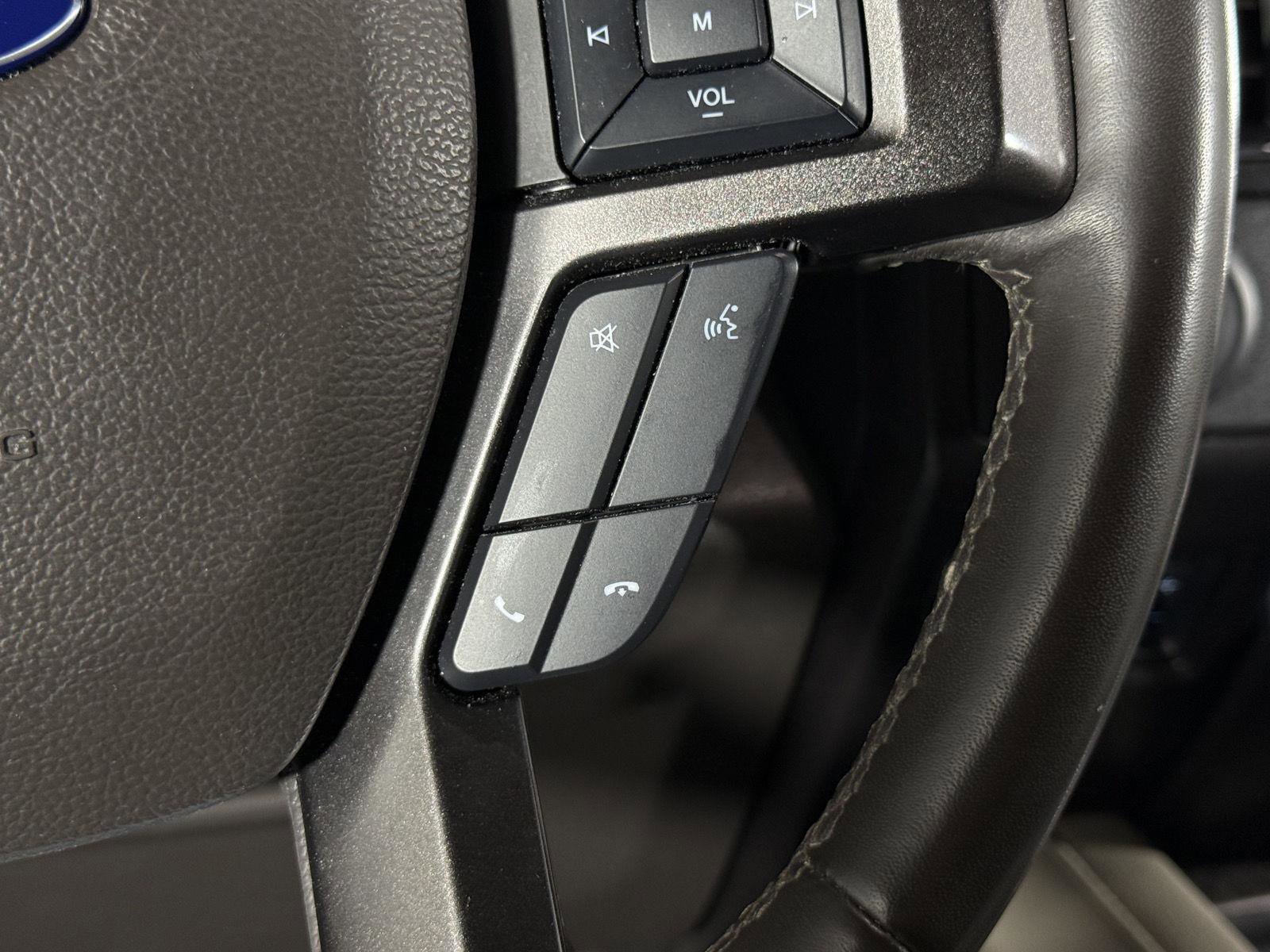 Used 2021 Ford Expedition Limited AWD/4WD image 9