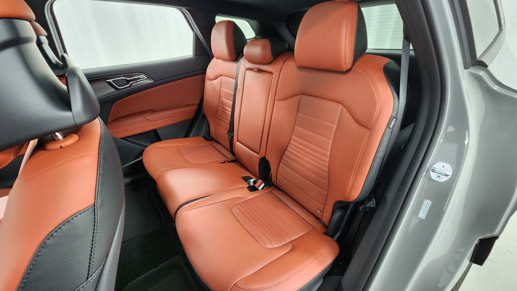 New 2026 Kia Sportage SX AWD/4WD image 12