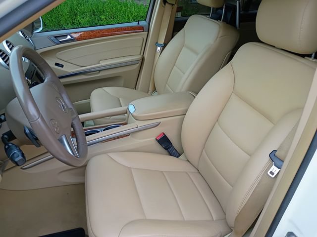 Used 2009 Mercedes-Benz ML 320 BlueTEC 4MATIC image 31