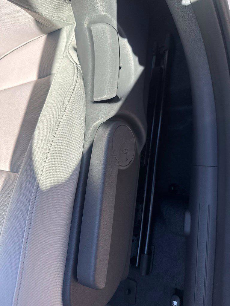 New 2027 Hyundai Kona SE AWD/4WD image 10
