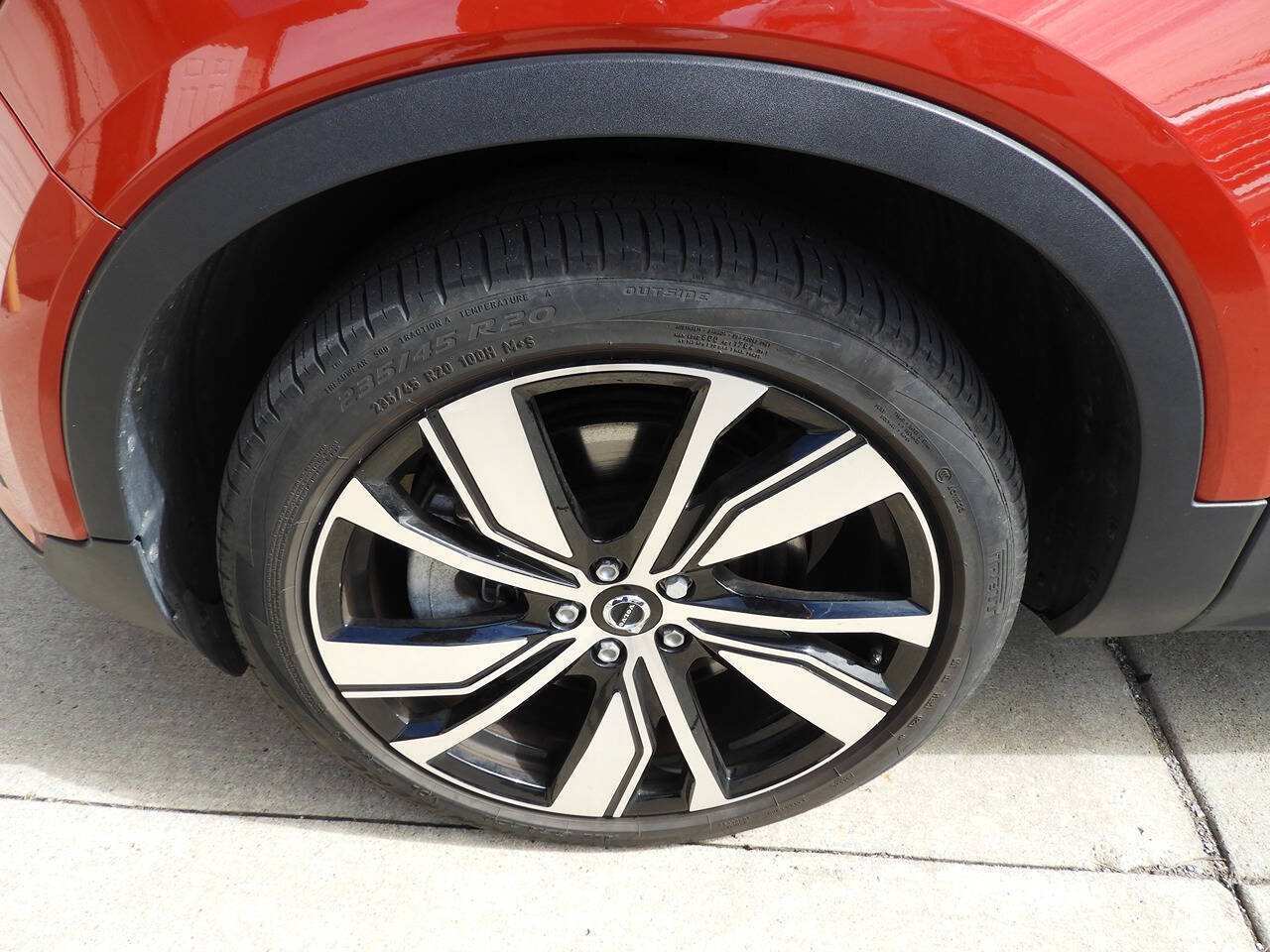 Used 2021 Volvo XC40 P8 Recharge w/ Advanced Package AWD/4WD image 13