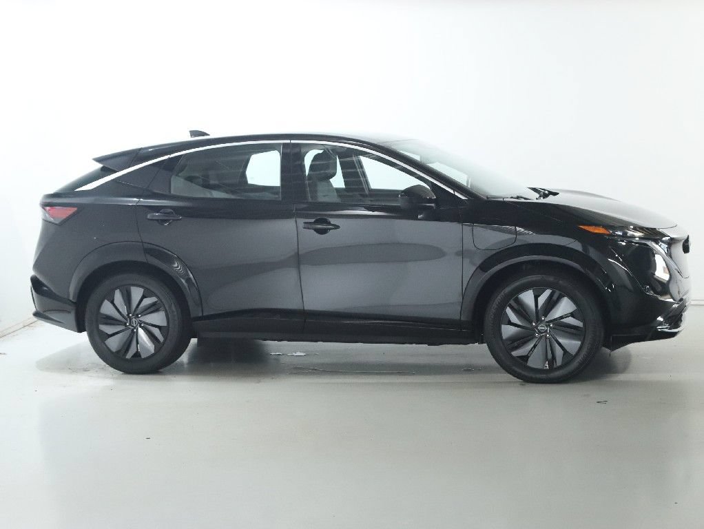 Certified 2023 Nissan Ariya FWD image 11