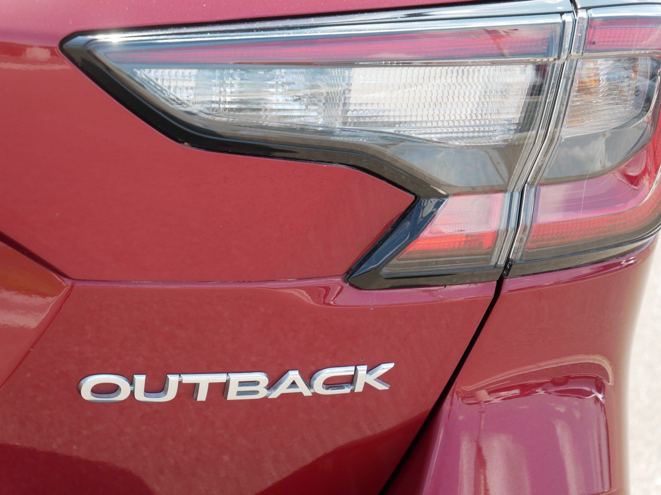 Certified 2025 Subaru Outback Premium AWD/4WD image 17