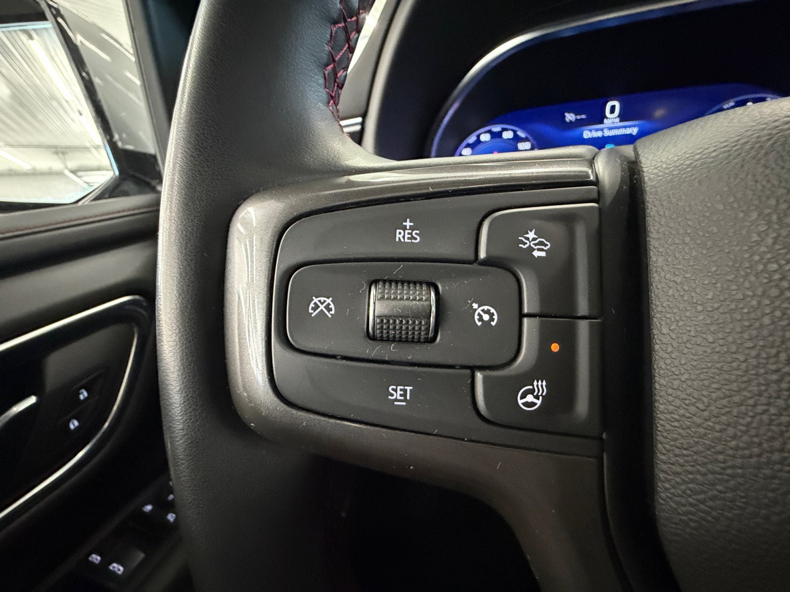 Used 2024 Chevrolet Tahoe RST w/ Luxury Package AWD/4WD image 18