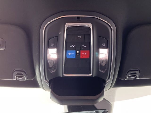 Used 2024 Jeep Wagoneer Series II w/ Flexible Seating Group image 35