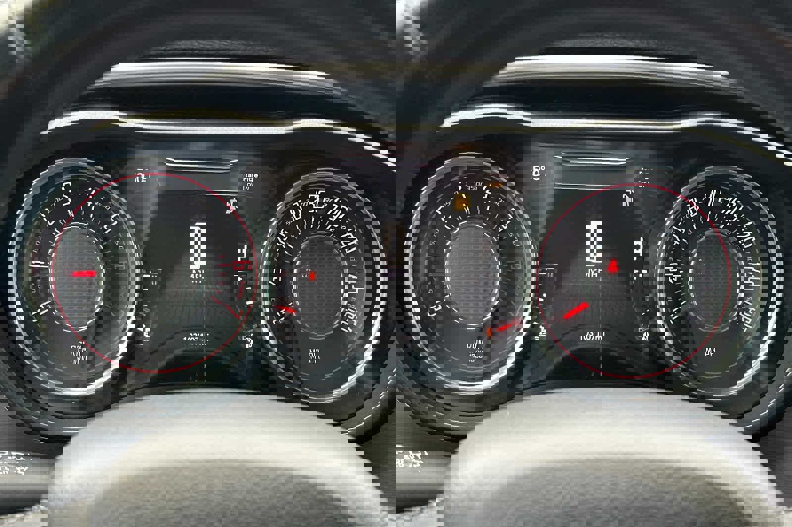 Used 2015 Dodge Challenger R/T w/ Quick Order Package 28B R/T RWD image 22