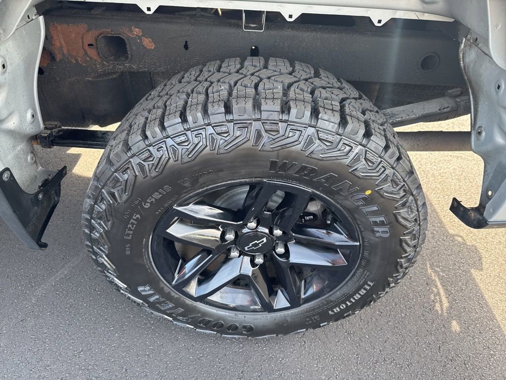 Used 2020 Chevrolet Silverado 1500 LT Trail Boss image 11