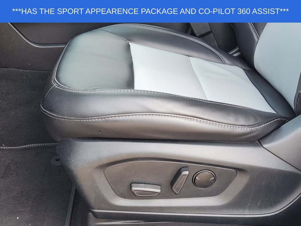 Used 2022 Ford Explorer XLT w/ Equipment Group 202A RWD image 24