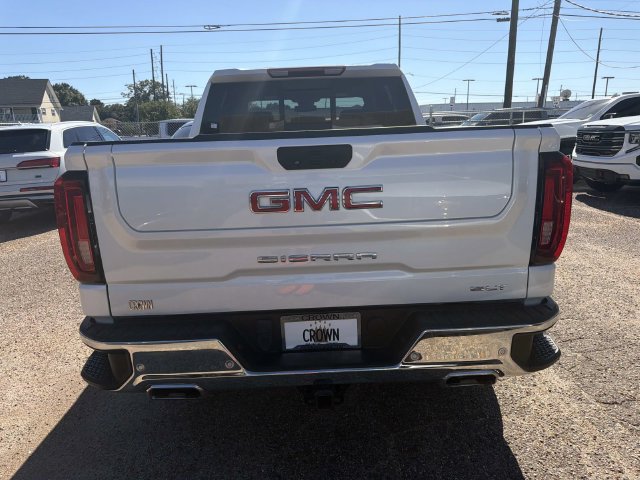 Used 2022 GMC Sierra 1500 SLT w/ SLT Premium Plus Package AWD/4WD image 8