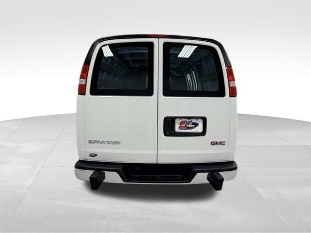 Certified 2025 GMC Savana 2500 w/ Driver Convenience Package RWD image 3