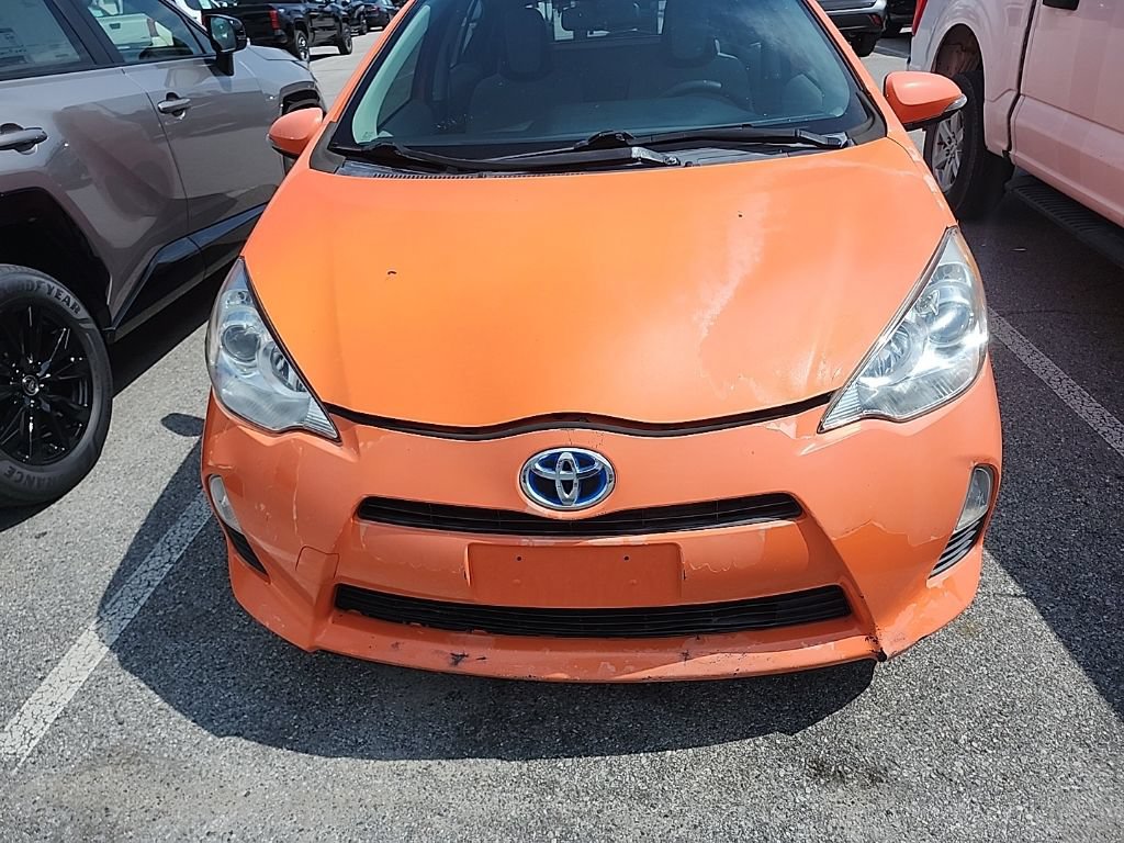 Used 2012 Toyota Prius C One FWD image 16