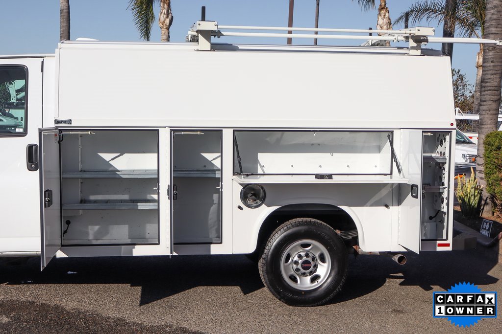 Used 2021 GMC Savana 3500 w/ Power Convenience Package image 5