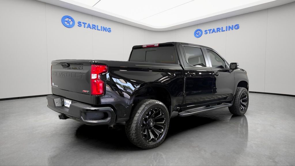 Used 2025 Chevrolet Silverado 1500 RST w/ Convenience Package II AWD/4WD image 9