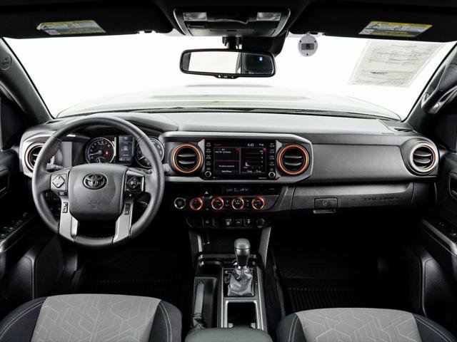 Used 2021 Toyota Tacoma TRD Sport AWD/4WD image 19