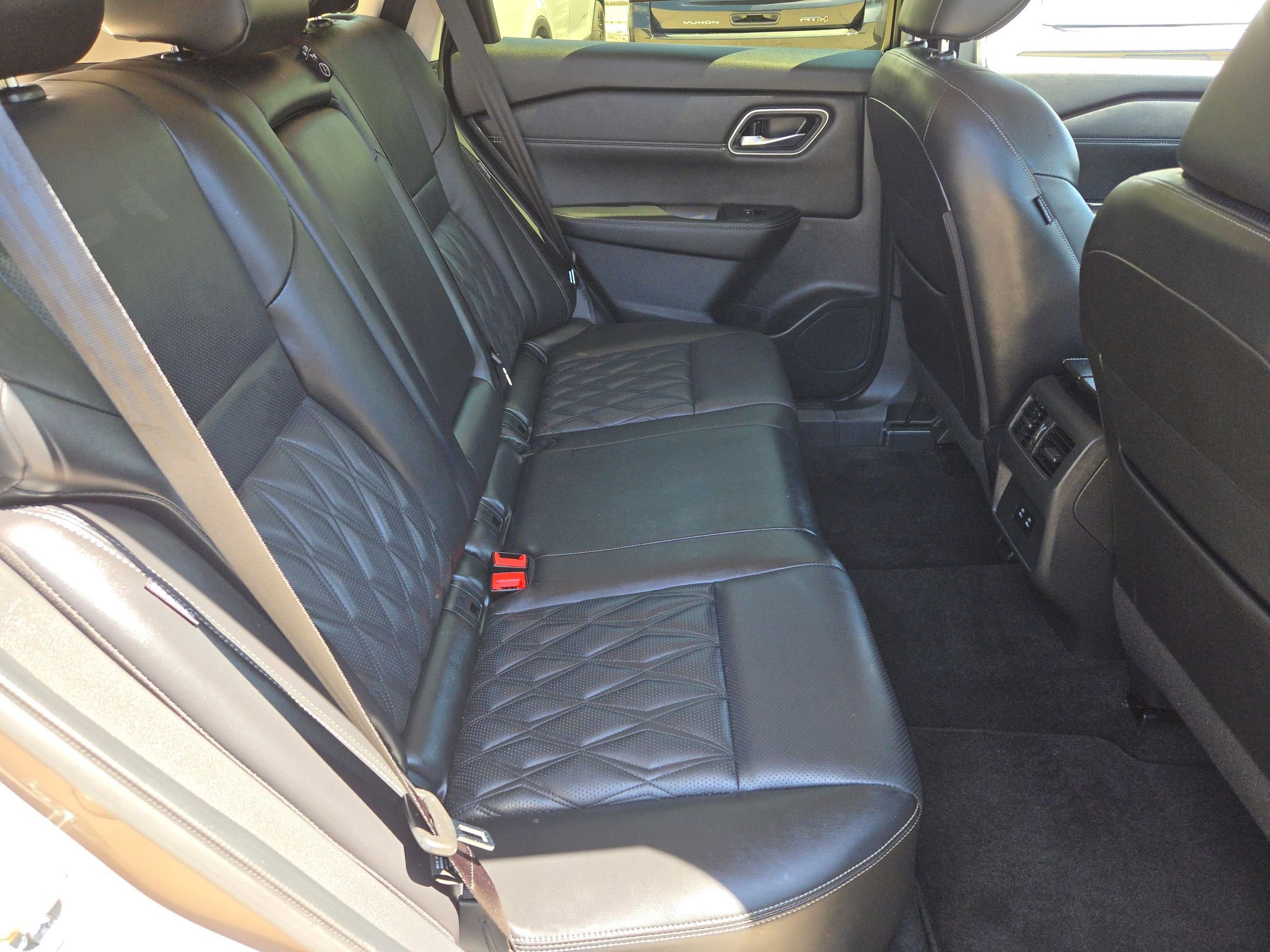 Certified 2024 Nissan Rogue Platinum image 26