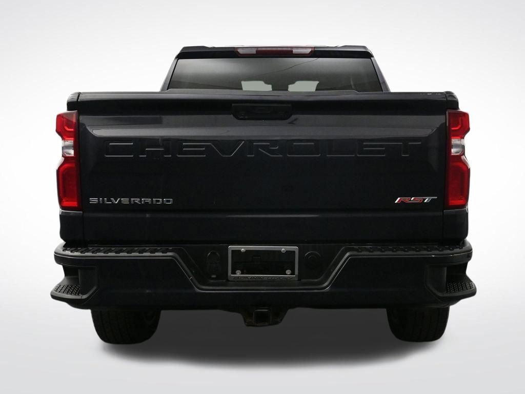 Used 2023 Chevrolet Silverado 1500 RST w/ LPO, Dark Essentials Package image 4