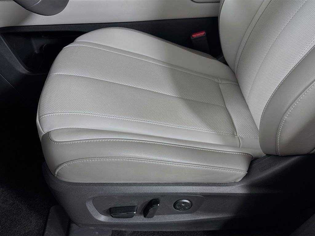 Certified 2026 INFINITI QX60 Luxe w/ Cargo Package image 25