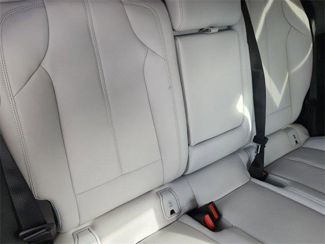 New 2026 Cadillac Optiq Luxury 1 image 19