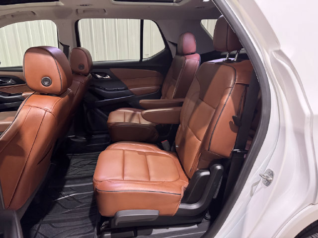 Used 2019 Chevrolet Traverse High Country w/ LPO, Floor Liner Package AWD/4WD image 21