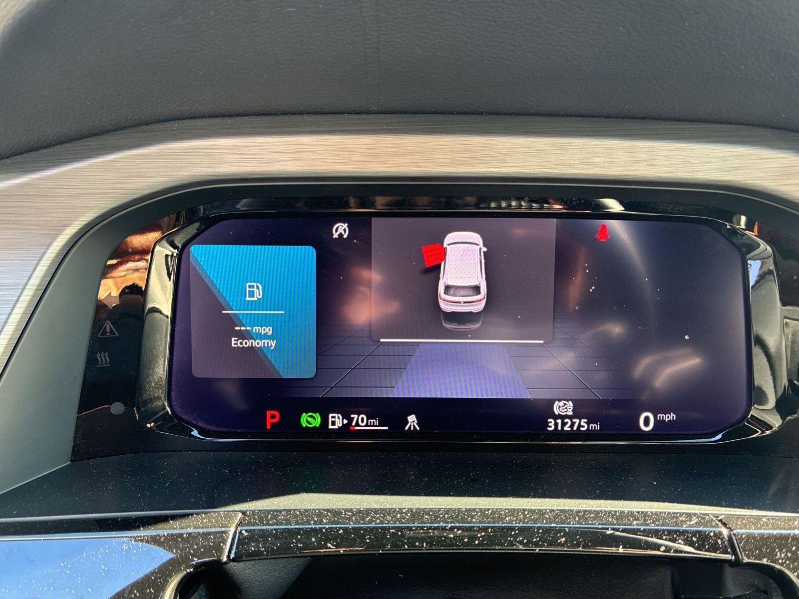 Used 2025 Volkswagen Atlas Cross Sport SE FWD image 9