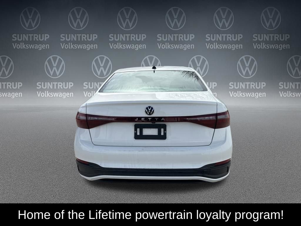 Used 2025 Volkswagen Jetta Sport image 4