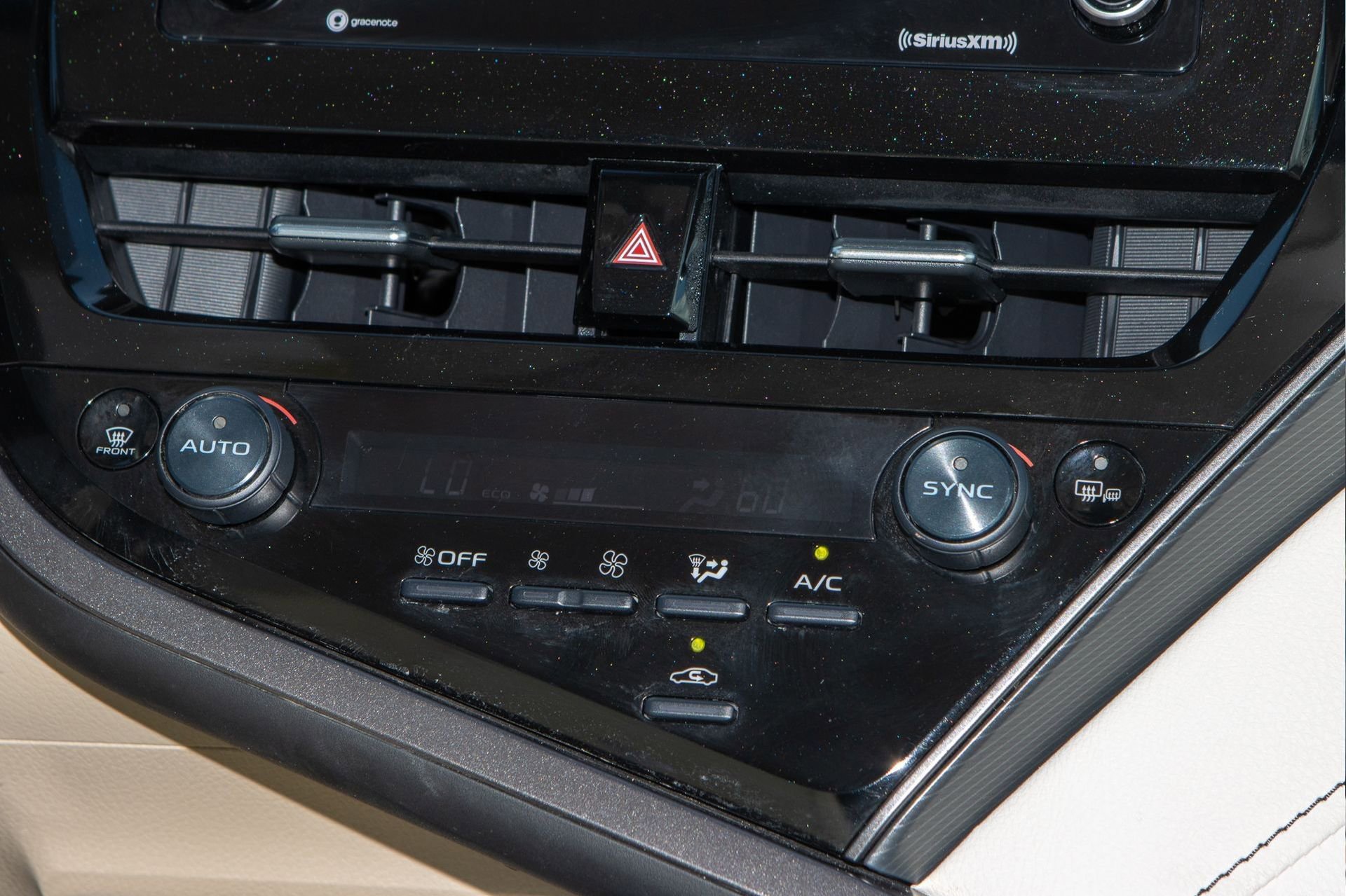 Used 2023 Toyota Camry LE image 21