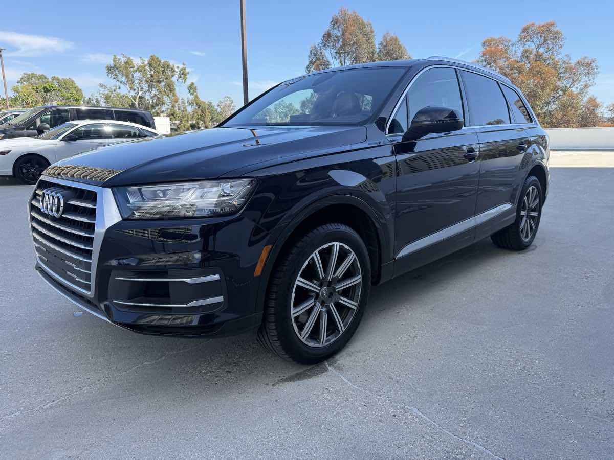 Used 2017 Audi Q7 3.0T Premium Plus AWD/4WD image 3