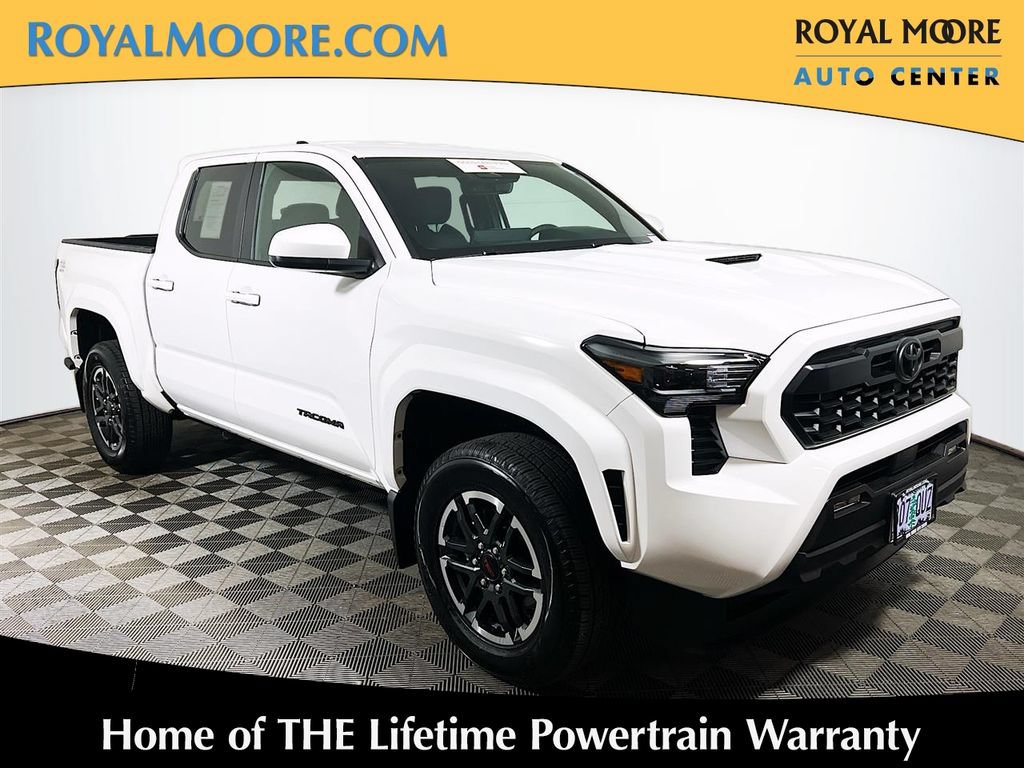 Certified 2025 Toyota Tacoma TRD Sport AWD/4WD image 1
