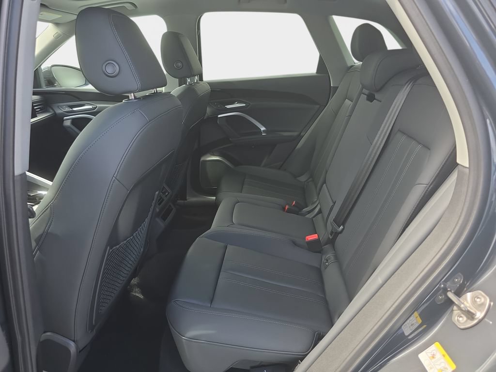 Certified 2025 Audi Q5 Premium w/ Convenience Package AWD/4WD image 24