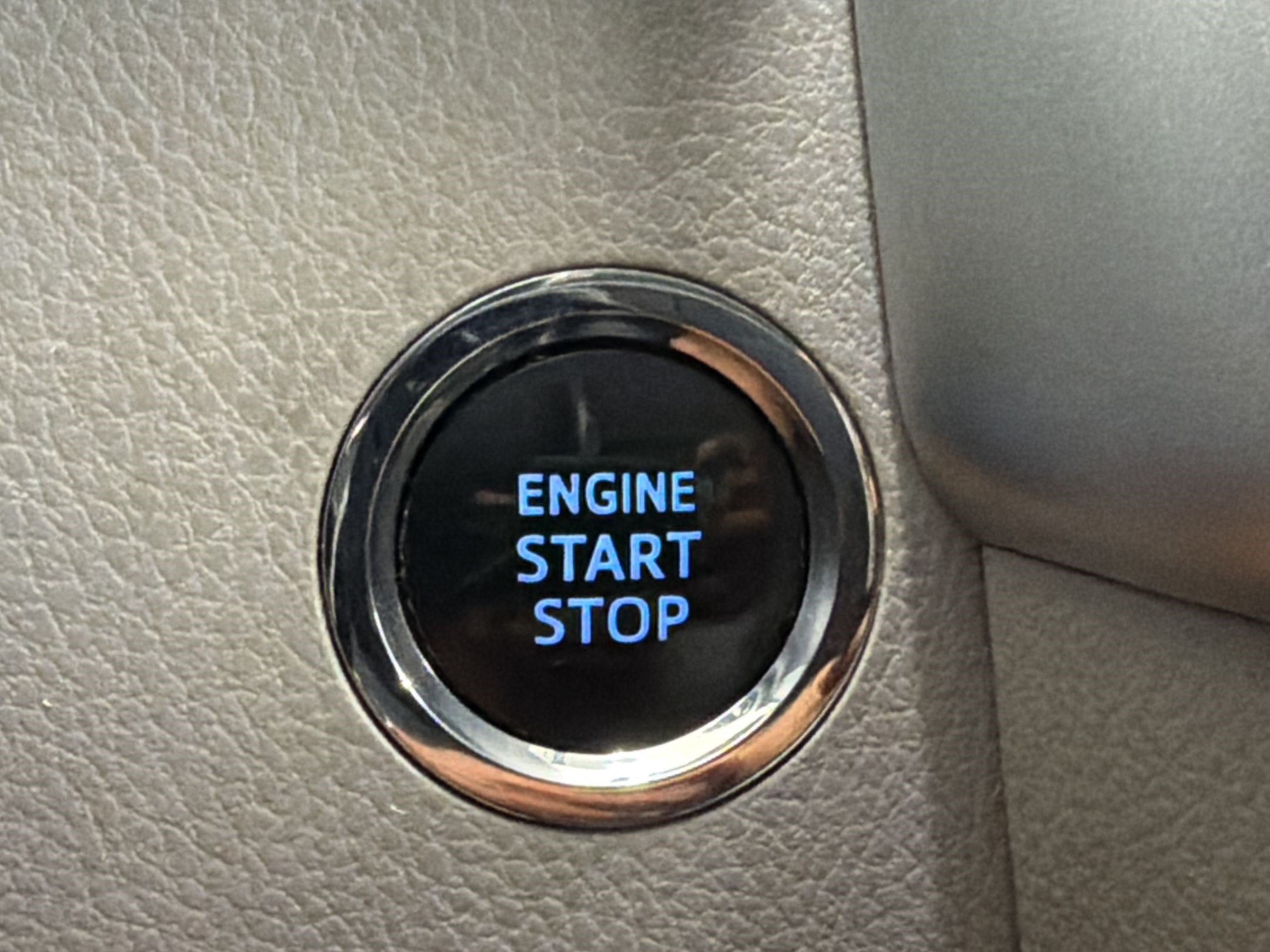 Used 2016 Toyota Highlander XLE AWD/4WD image 15