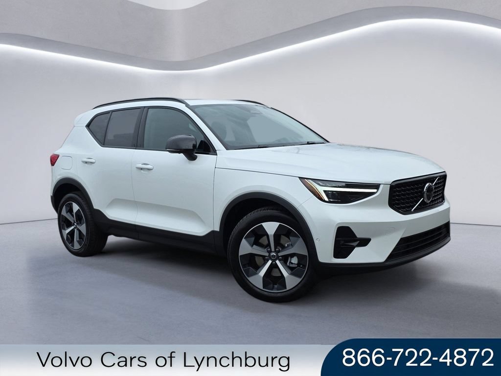 New 2026 Volvo XC40 B5 Plus w/ Protection Package Premier