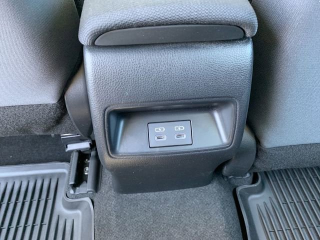 Used 2023 Toyota Corolla LE FWD image 31