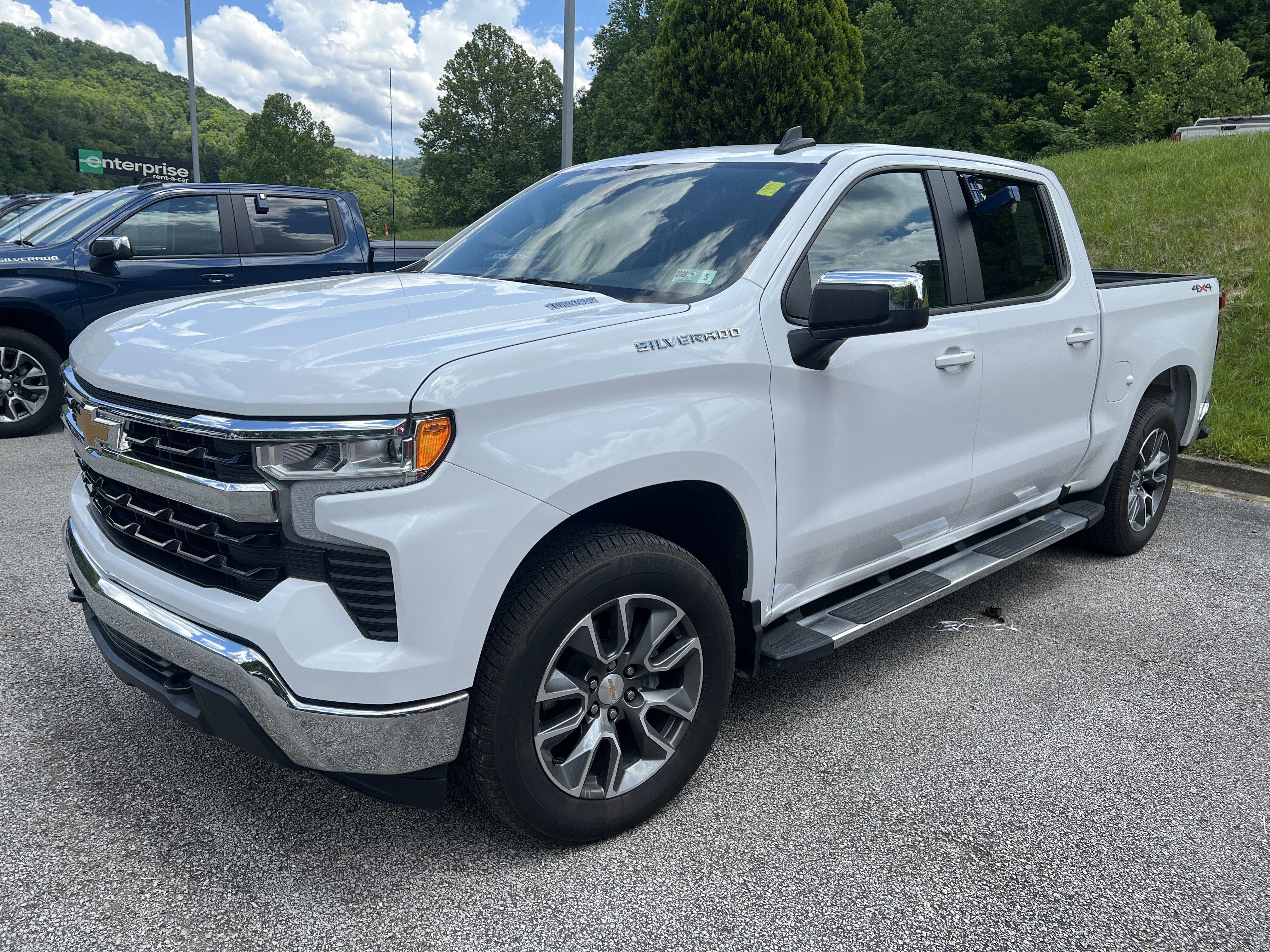 Used 2024 Chevrolet Silverado 1500 LT w/ All Star Edition Plus AWD/4WD image 6