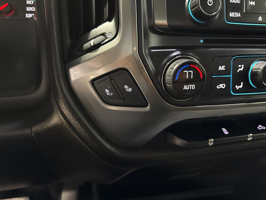 Used 2016 Chevrolet Silverado 1500 LTZ AWD/4WD image 27