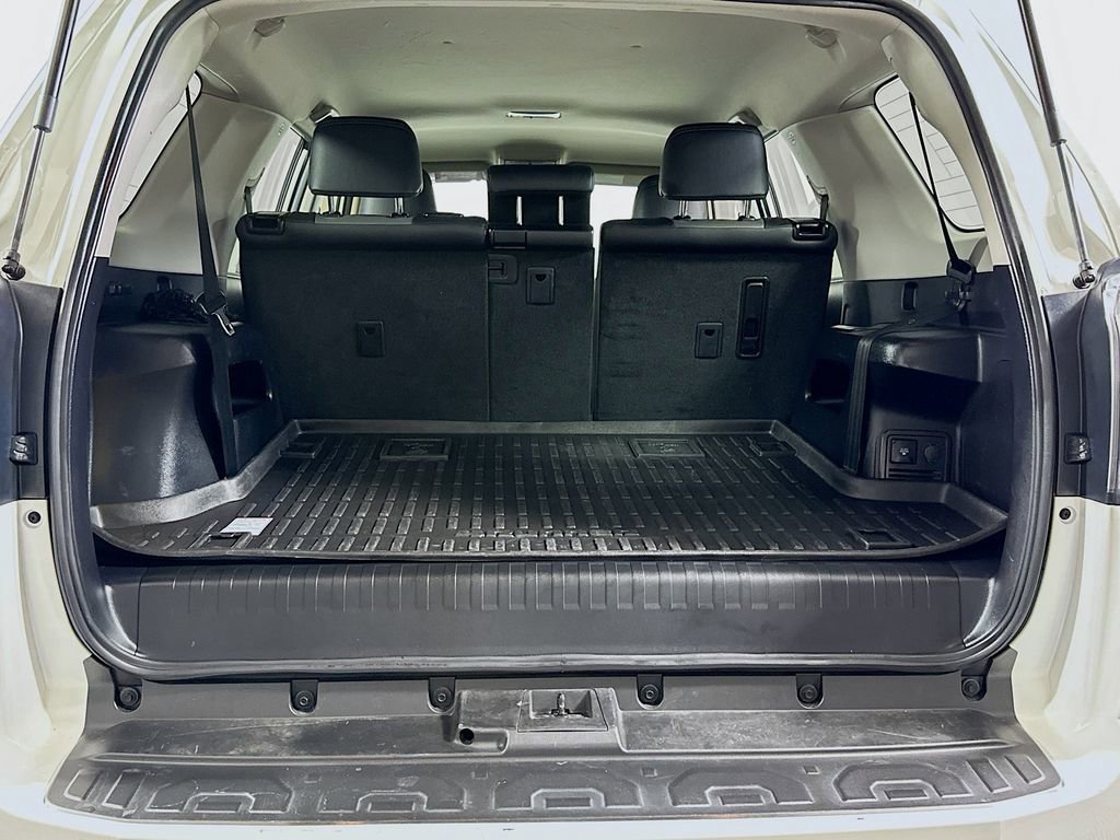 Used 2023 Toyota 4Runner SR5 Premium AWD/4WD image 16