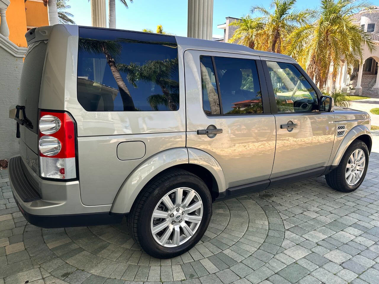 Used 2013 Land Rover LR4 HSE AWD/4WD image 31