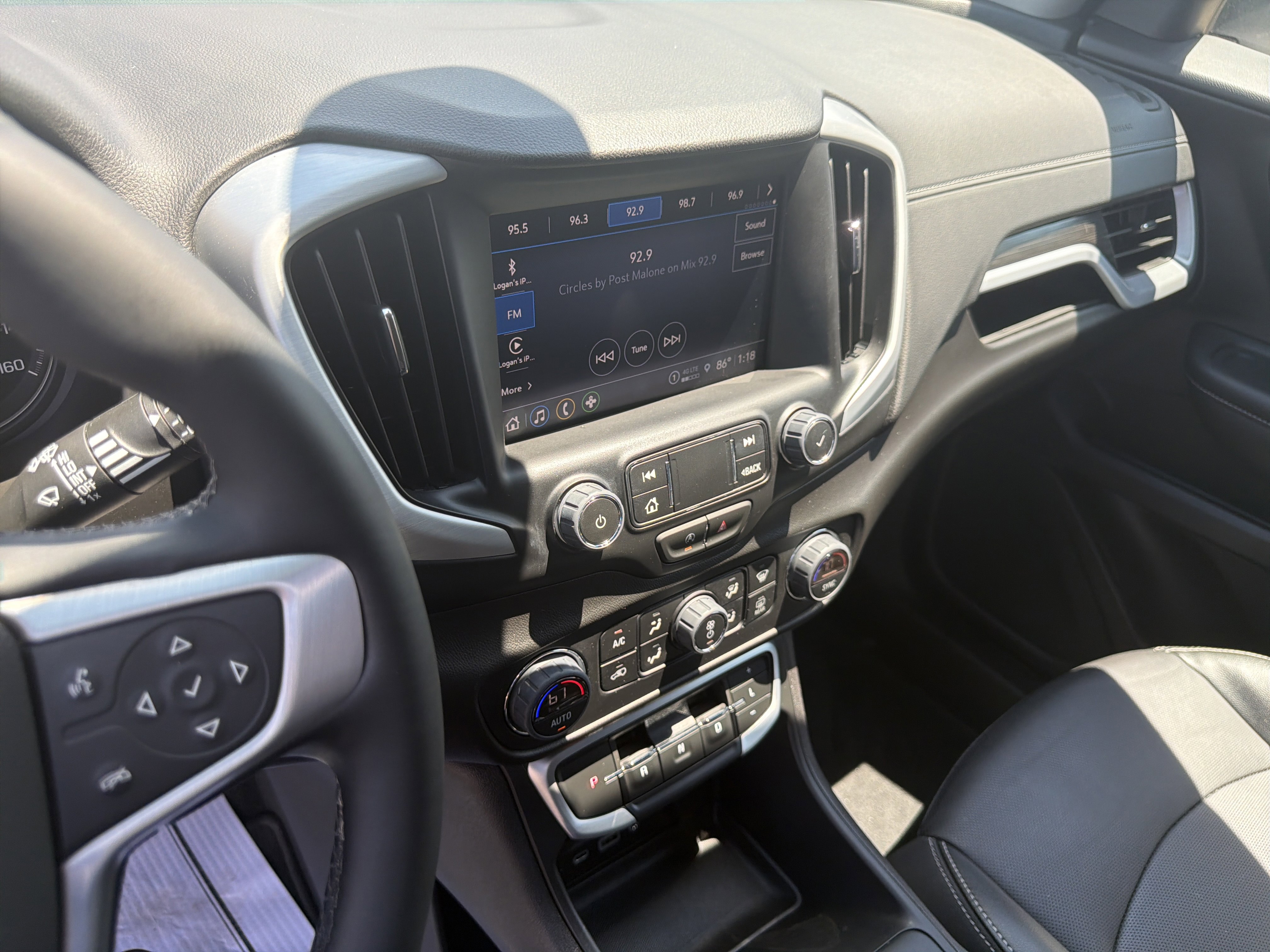 Used 2024 GMC Terrain SLT AWD/4WD image 44