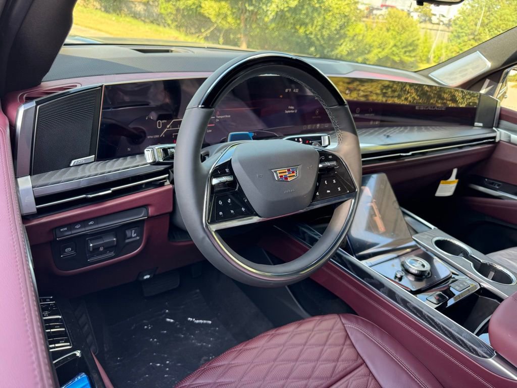New 2026 Cadillac Escalade ESV Luxury w/ Touring Package image 3