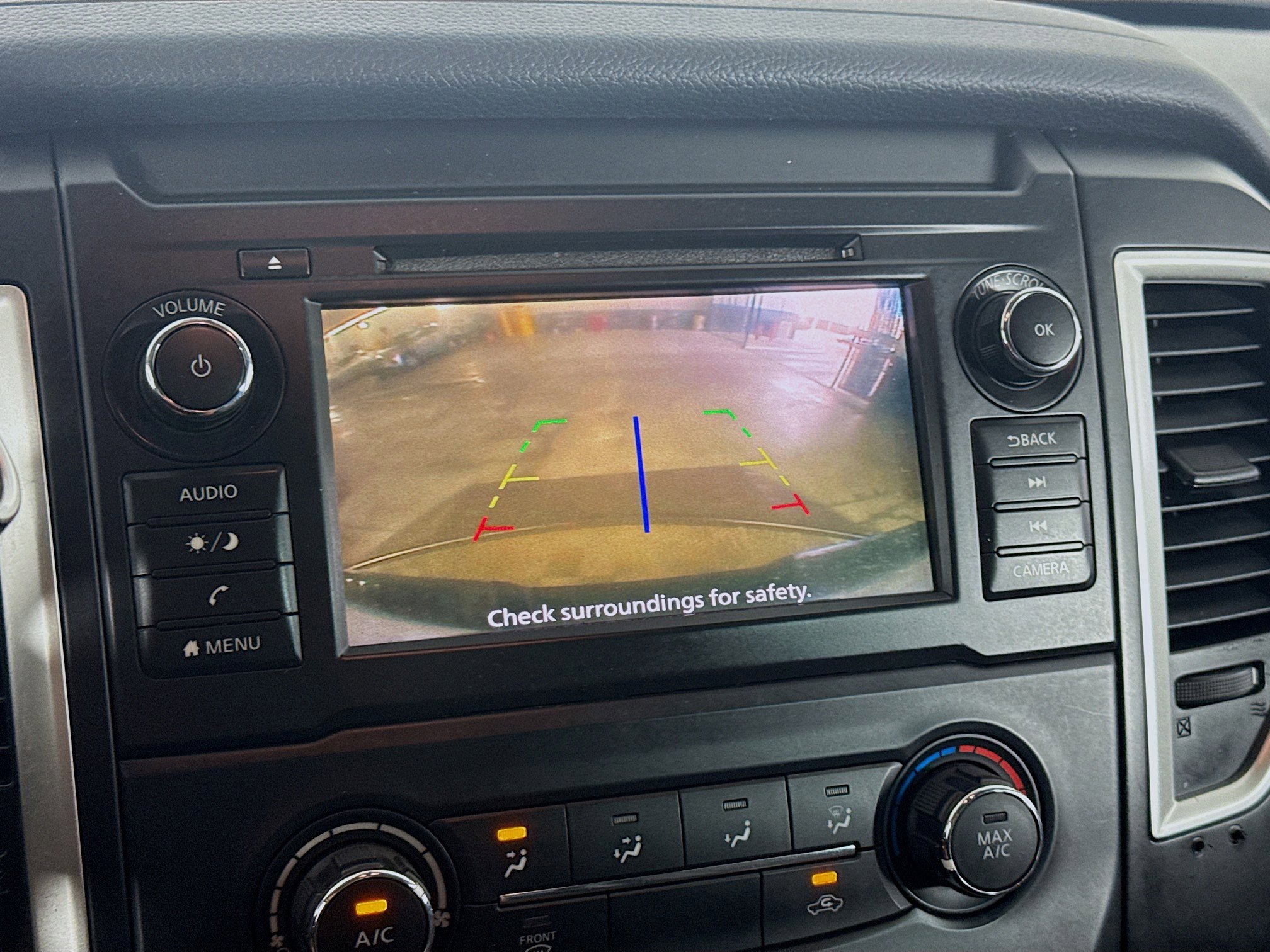 Used 2019 Nissan Titan S w/ S Utility Package image 19